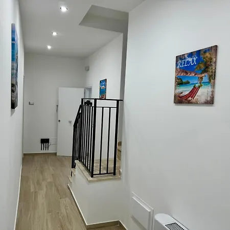 Apartment Center